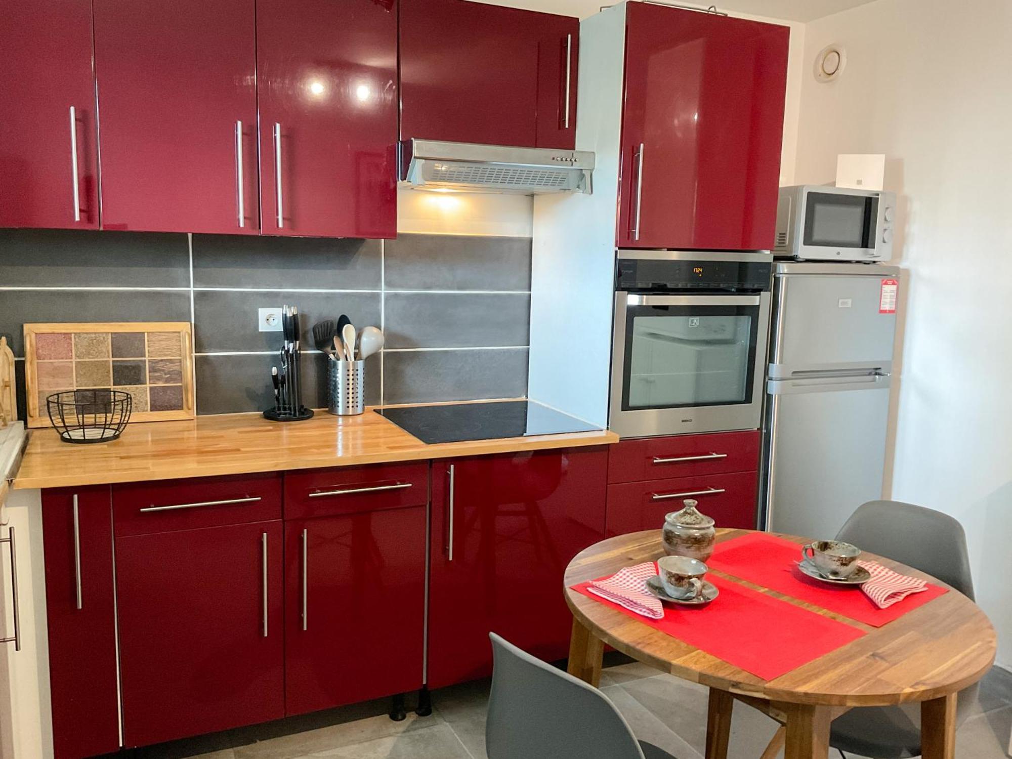 Leilighet La Prom 2 - A Two Bedroom With A Sea View