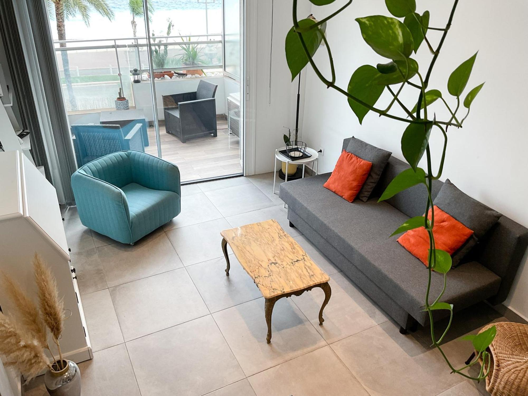 Leilighet La Prom 2 - A Two Bedroom With A Sea View